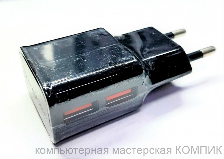 USB - розетка 5В 2500mA 2USB (без упак) AF136